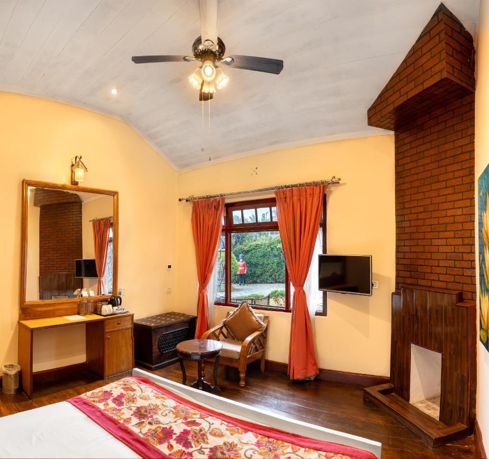 Summit Barsana Resort & Spa Kalimpong Bagian luar foto