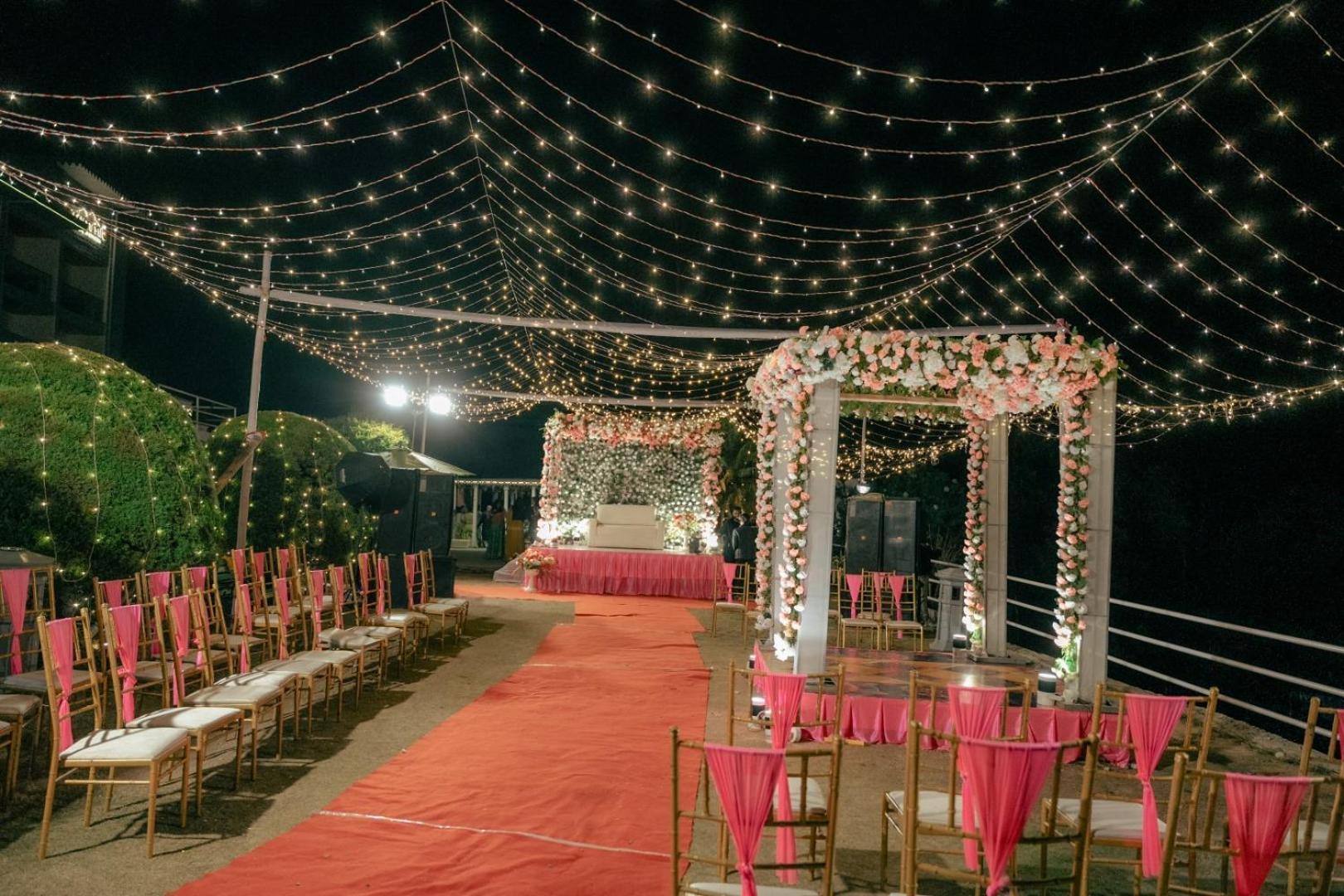 Summit Barsana Resort & Spa Kalimpong Bagian luar foto